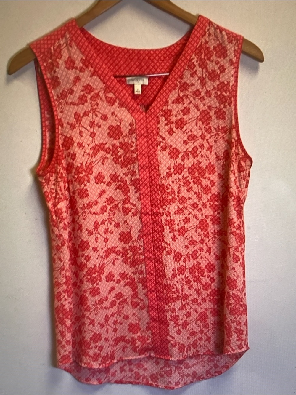 Talbots Coral-Pink Floral V-Neck Sleeveless Top